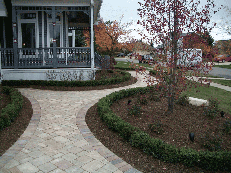 Paver Walkway with Border