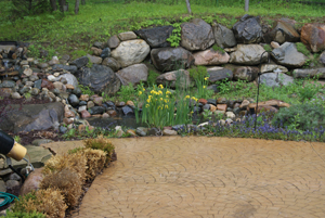 retaining wall, brick paver patio